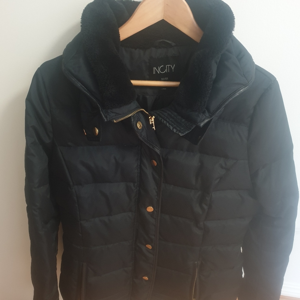 Down Winter Jacket in black and gold - Picture 4 of 6